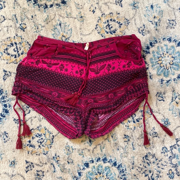 Spell + the Gypsy Collective Shorts - Picture 2 of 8